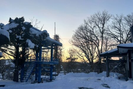 謹んで新年のご挨拶を申し上げます。